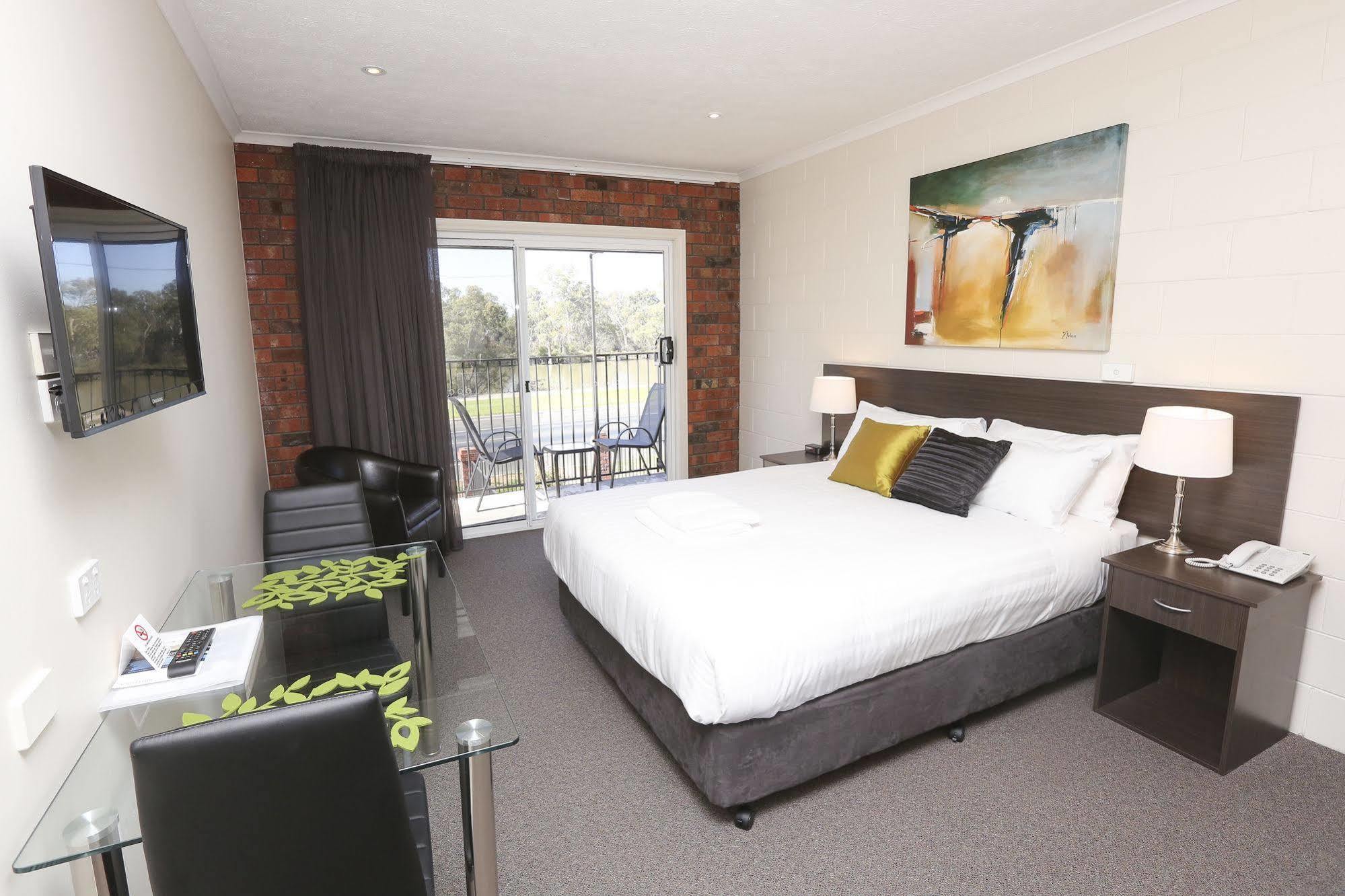 Gol Gol Mildura Riverview Motel מראה חיצוני תמונה